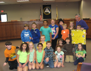 Marlton Elementary students gave Evesham Mayor a ‘tree-t’ for Arbor Day