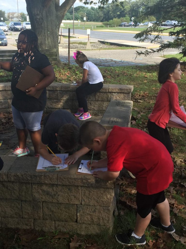 Radix Elementary Students get first-hand lesson in Ecology