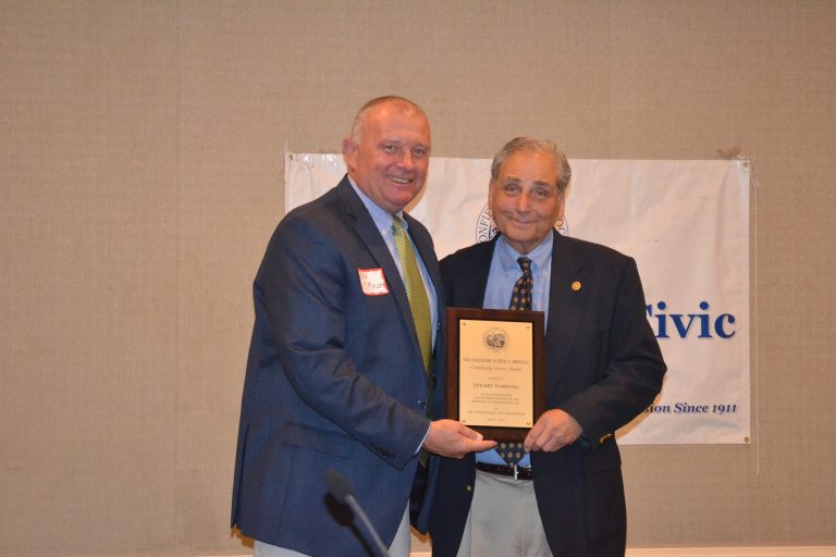 Harting receives Driscoll Award at annual Haddonfield Civic Association dinner