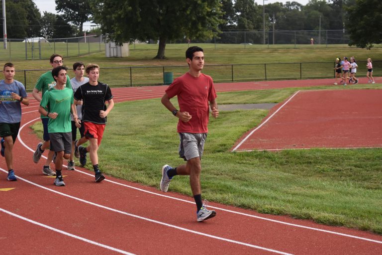 Cross country conqueror