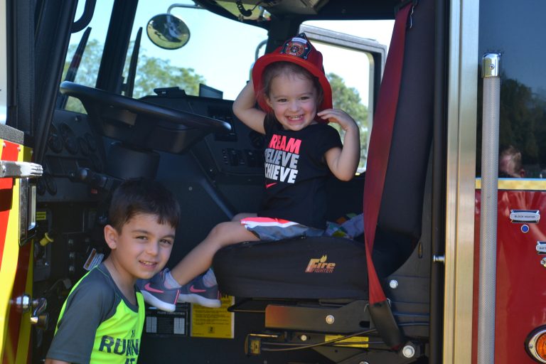 Photoset: Mt. Laurel’s annual Fall Festival