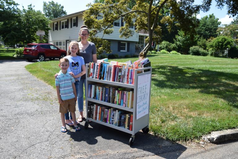 Cinnaminson family creates outdoor library to share love of reading