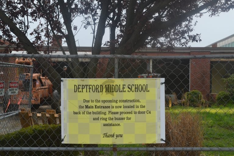 Deptford Middle School’s PTO to hold virtual basket auction