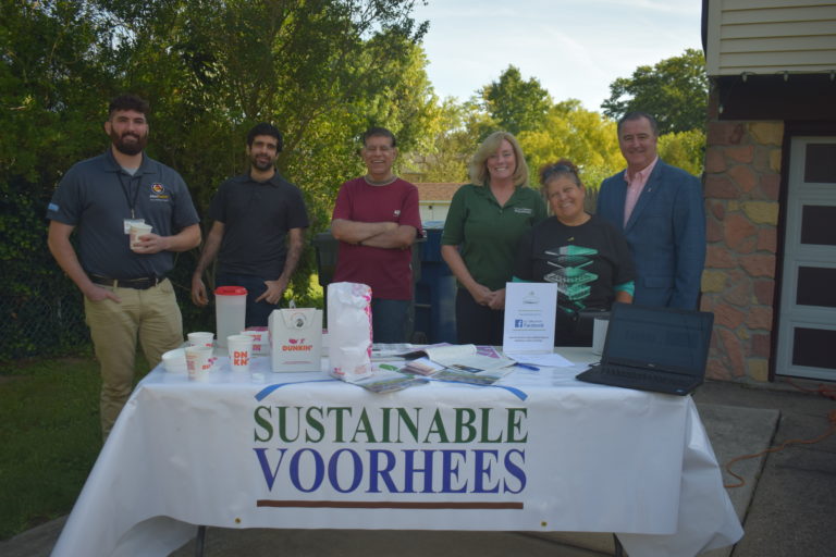 Solar tours spread awareness of solar energy in community