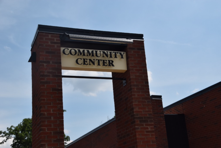 Borough community center hosts flu vaccine clinic