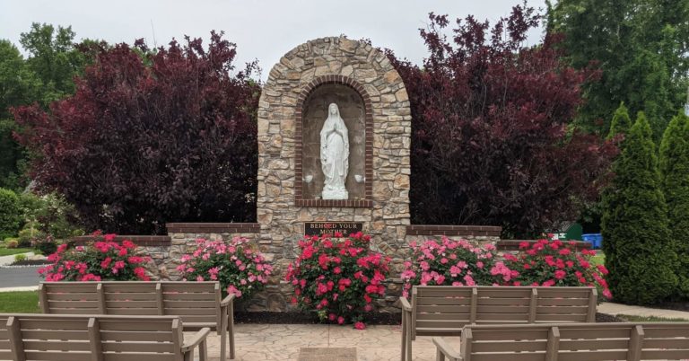 Church stretch yoga offers physical activity for seniors