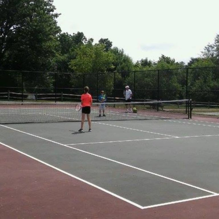 Recreation commission partners with Riverwinds for tennis camps