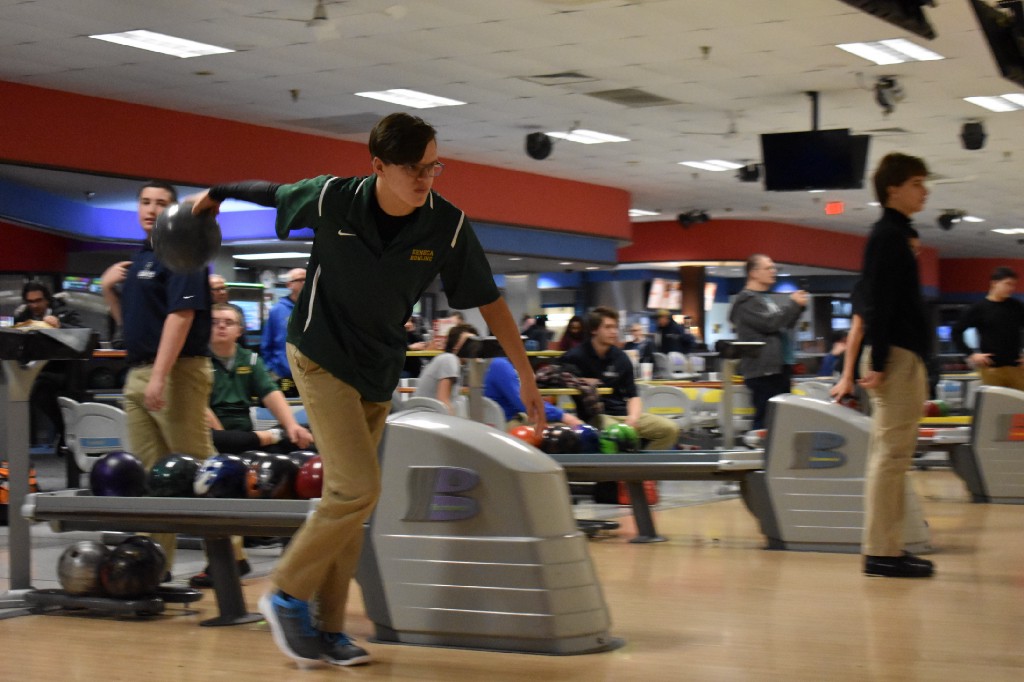 Pin Pals Senecas Formidable Bowling Team Rolling Toward